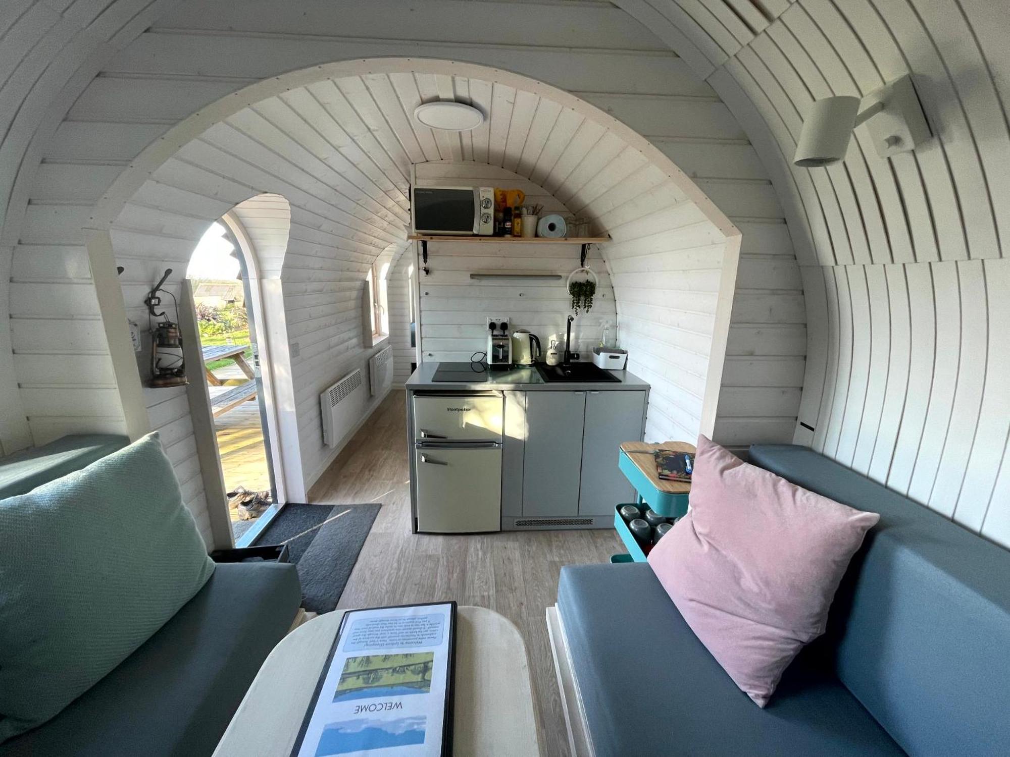 Clotted Cream -Lydcott Glamping, Cornish Sea Views Villa Looe Dış mekan fotoğraf